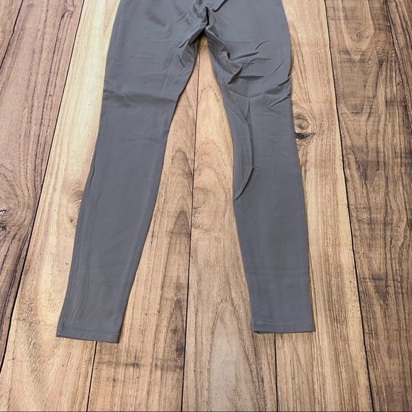 Fabletics Size Small Trinity High Waisted Powerhold Leggings Motion365 Purple - Picture 5 of 8